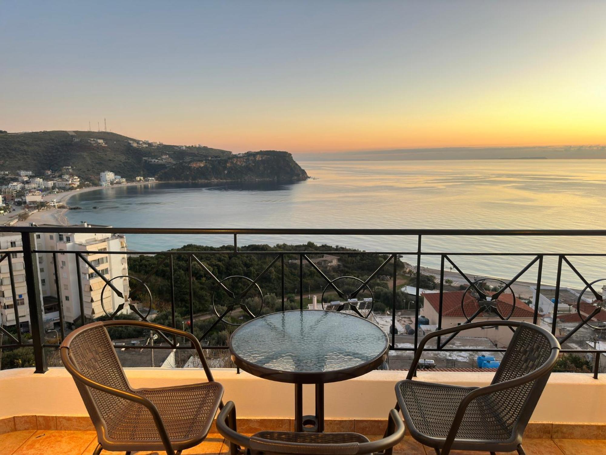Roumers Himara Exterior foto